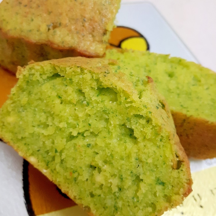 子供が喜ぶ 小松菜のパウンドケーキ レシピ 作り方 By Acchan66 楽天レシピ 子供が喜ぶ 小松菜のパウンドケーキ レシピ 作り方 By Acchan66 楽天レシピ